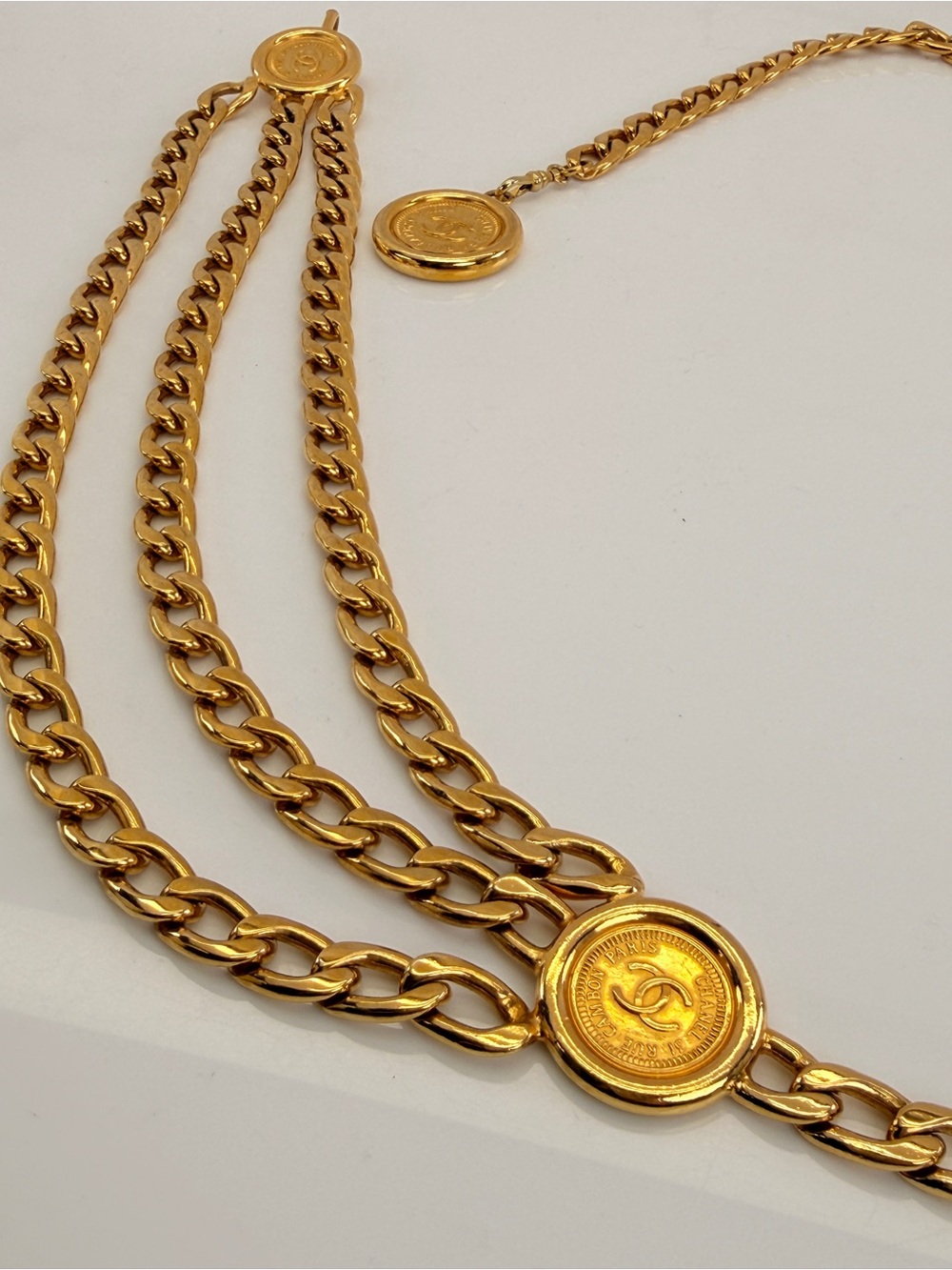 Chanel Vintage Draped Medallion Iconic Belt - Picture 4 of 11